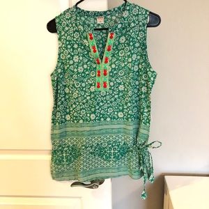 Thailand 🇹🇭 sleeveless top with tie on the side